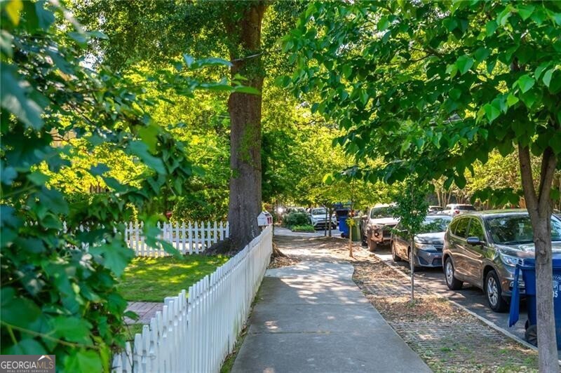 791 Saint Charles AVE NE