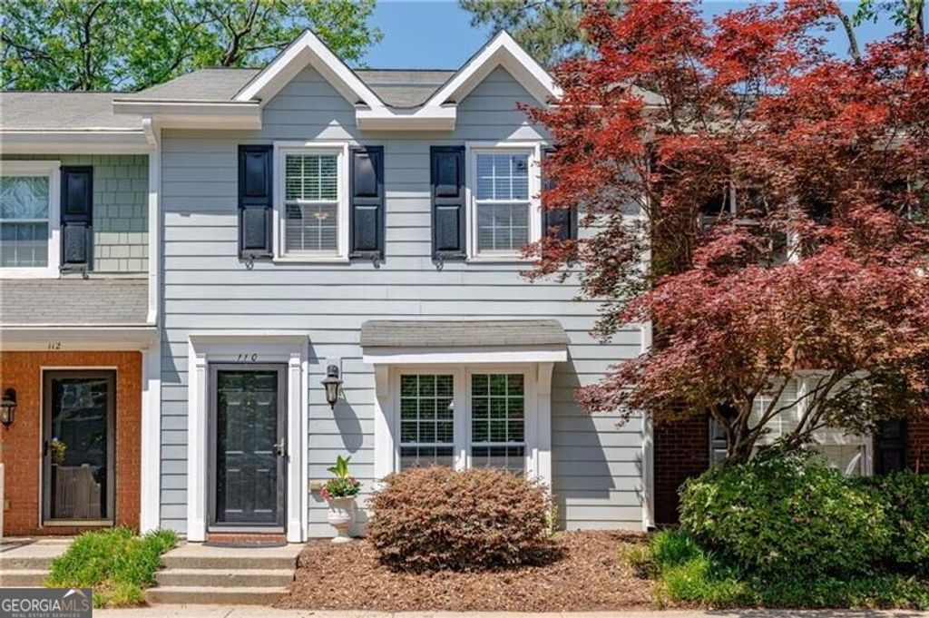 Photo of 110 Courtyard Terrace, Roswell, GA 30075 (MLS # 10741995)