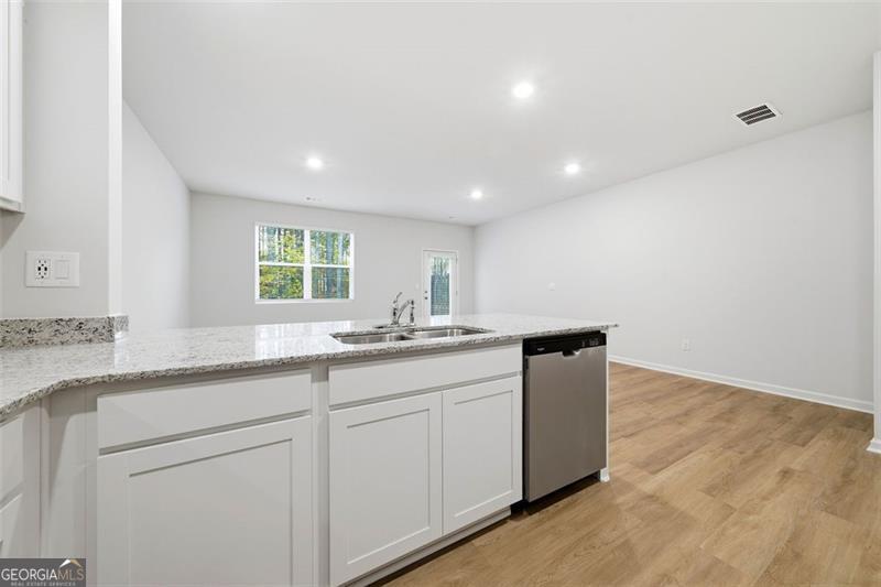 Woodbury Park - Residential Lease