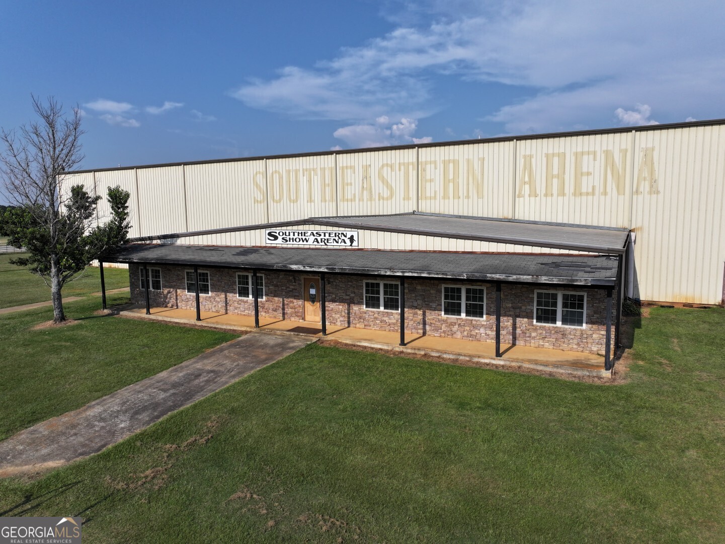 2410 Arena RD