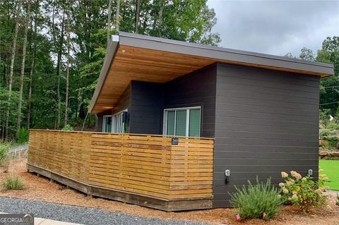 360 High ST Fayetteville GA 30214