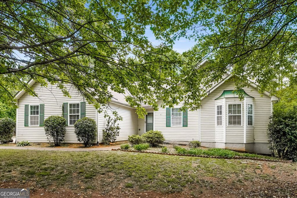 Photo of 5191 Memorial Lane, Powder Springs, GA 30127 (MLS # 10669321)