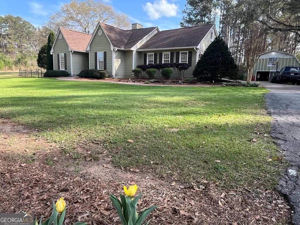 Photo of 30 Round Lake Road, Griffin, GA 30224 (MLS # 10709900)