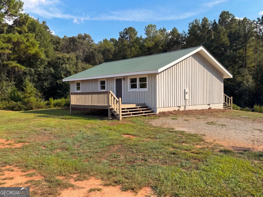 Photo of 204 Jim Grizzle Road, Royston, GA 30662 (MLS # 10842740)