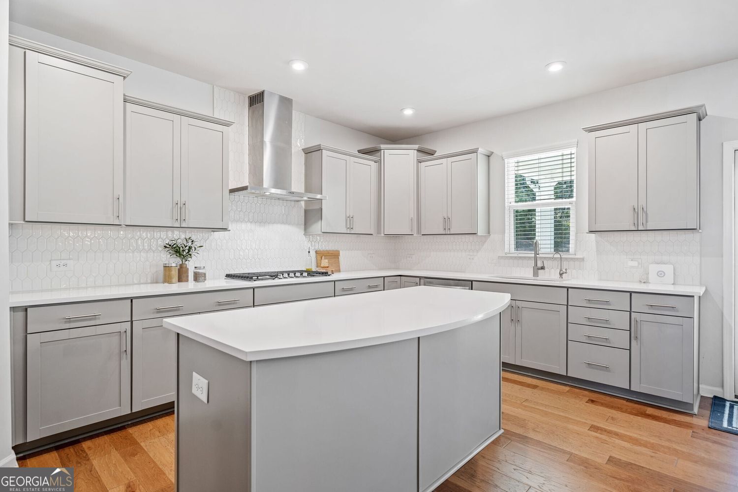 3505 Aqua Point PL