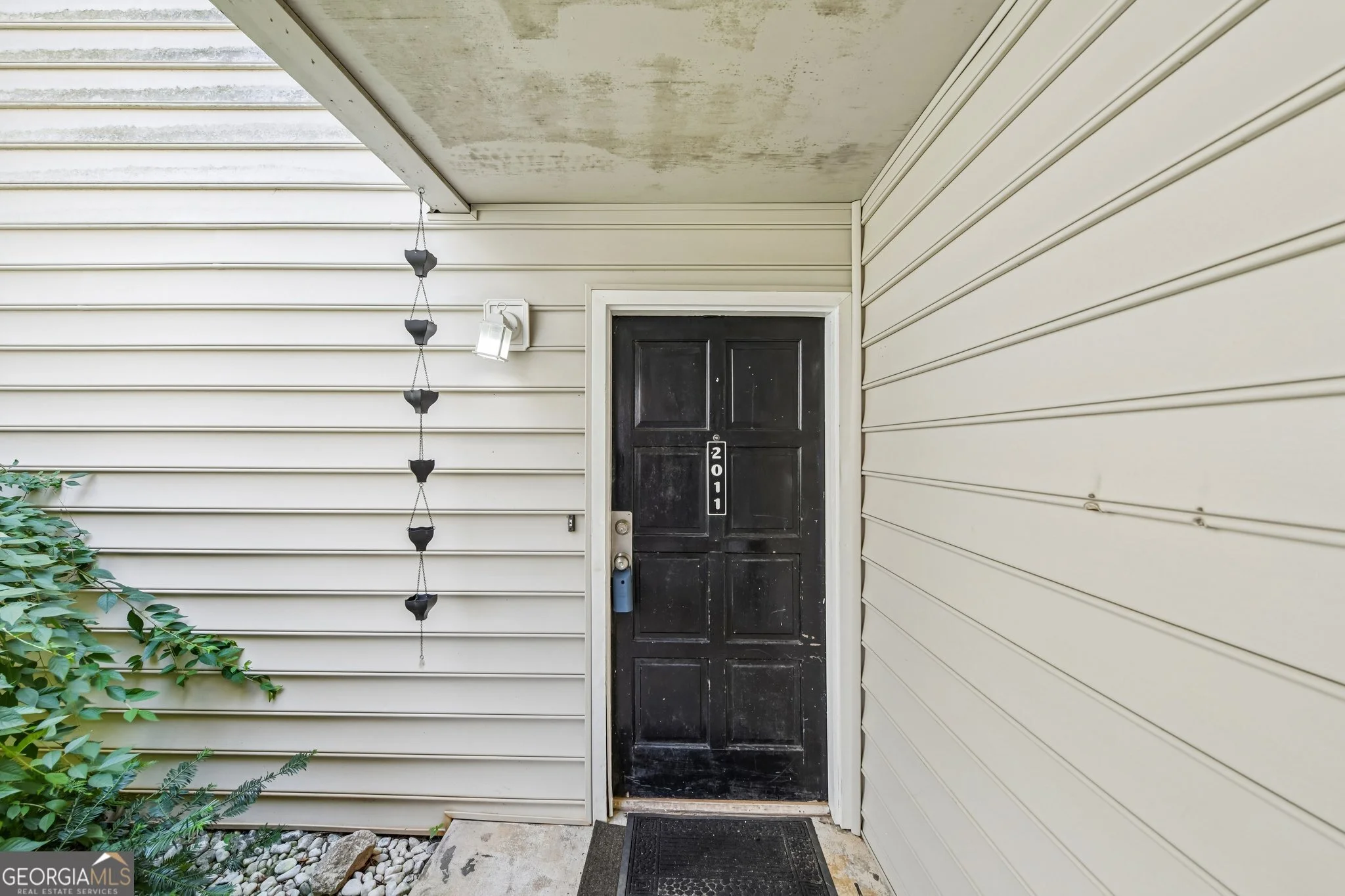 2011 Oak Park Lane