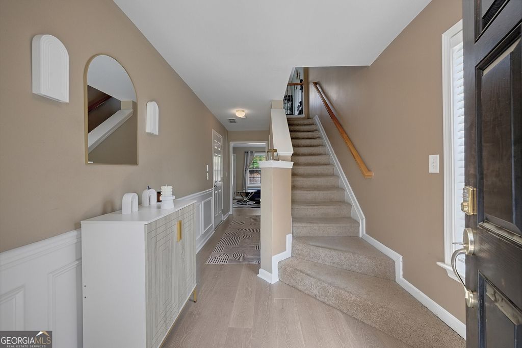 Photo of 3557 Chattahoochee Summit Lane #23, Atlanta, GA 30339 (MLS # 10762597)