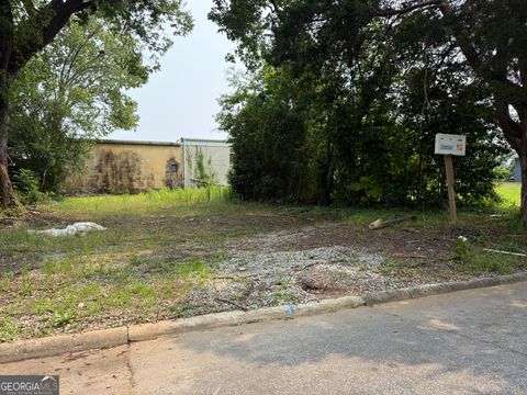 218 W Central AVE Griffin GA 30223