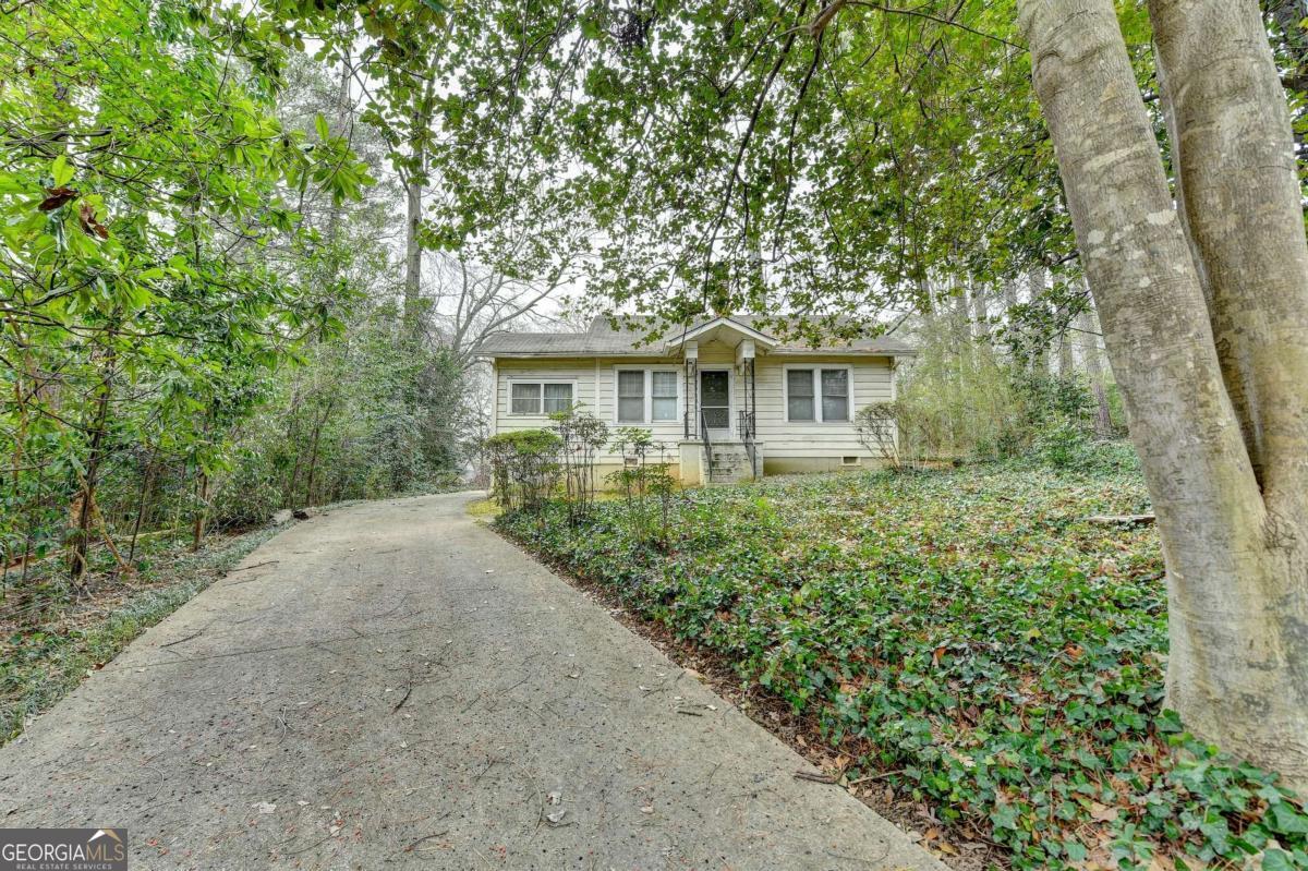 3928 Wieuca RD NE