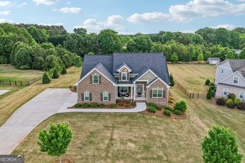 Photo of 1354 Horseshoe Bend Lane, Bogart, GA 30622 (MLS # 10808599)
