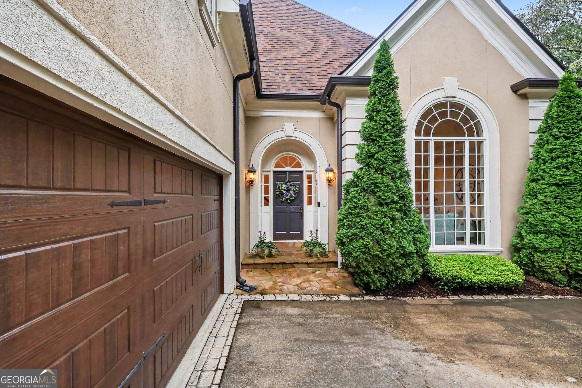 525 Avignon CT