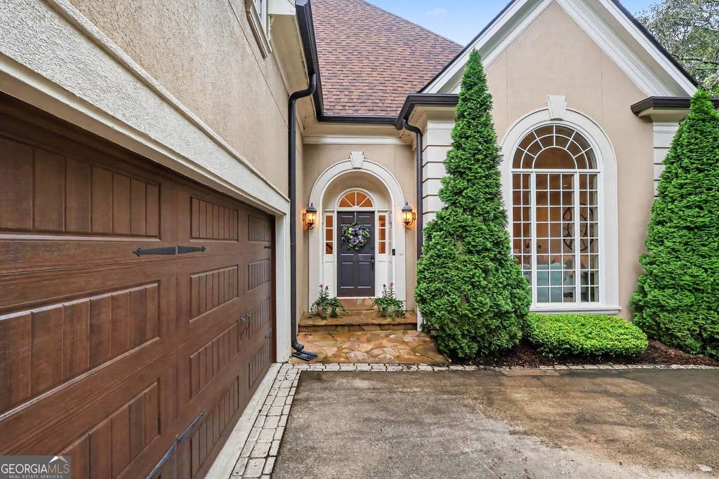 Photo of 525 Avignon Court, Sandy Springs, GA 30350 (MLS # 10807183)