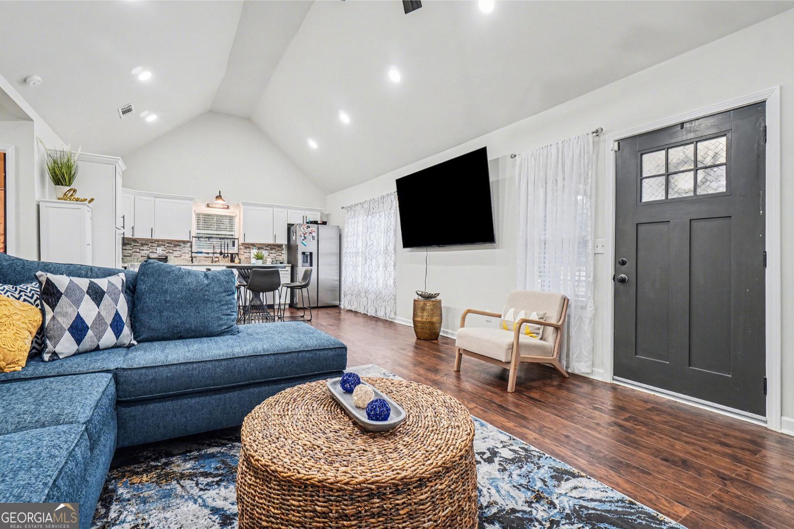 3450 W County Line RD