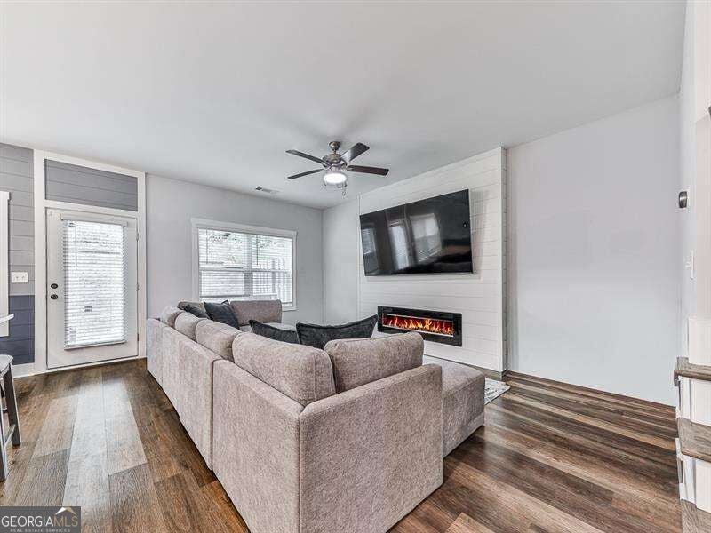 43 Towne Villas DR 7