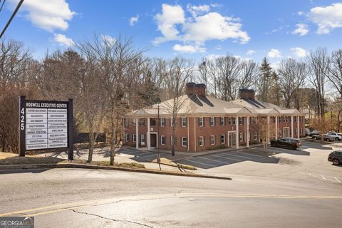 425 E Crossville RD 215 Roswell GA 30075