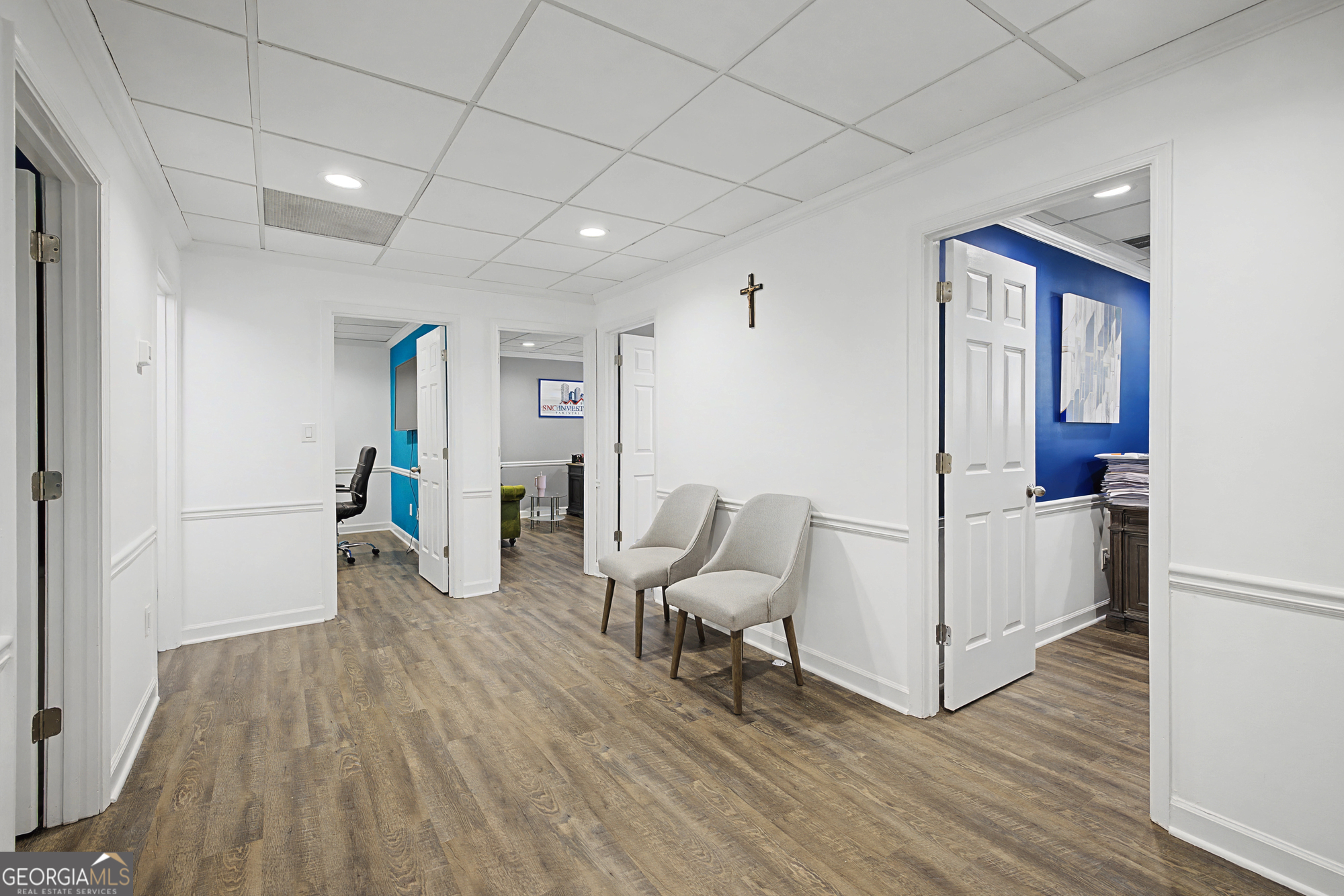 425 E Crossville RD 215