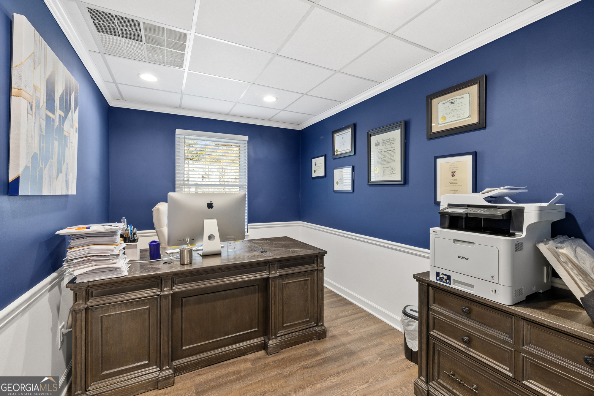 425 E Crossville RD 215