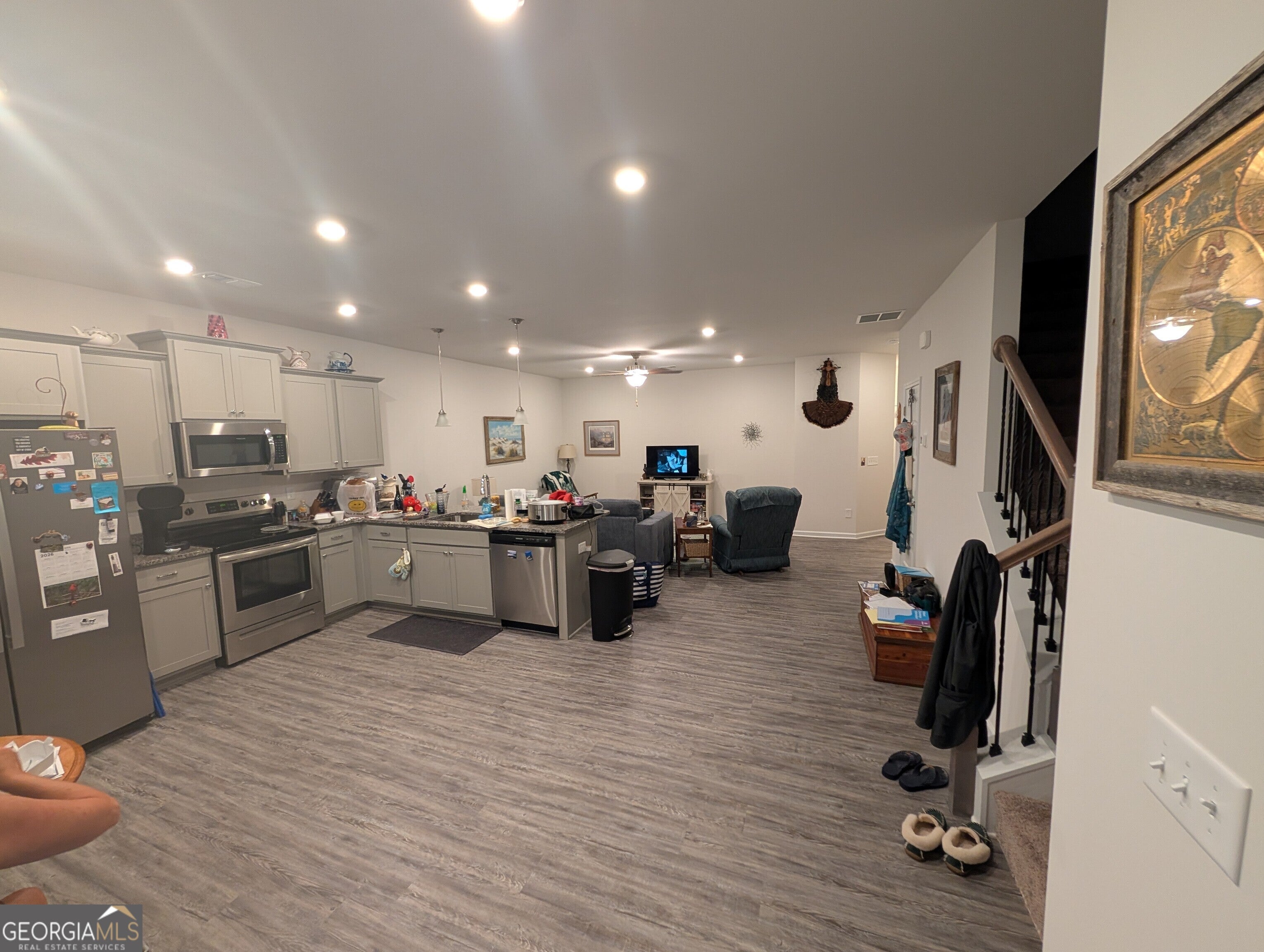 21 Kane DR