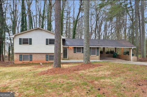 2315 Clifton Springs MNR Decatur GA 30034