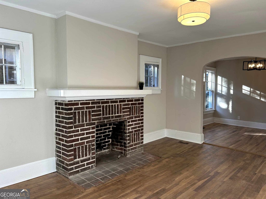 Photo of 1535 Pineview Terrace SW, Atlanta, GA 30311 (MLS # 10878255)