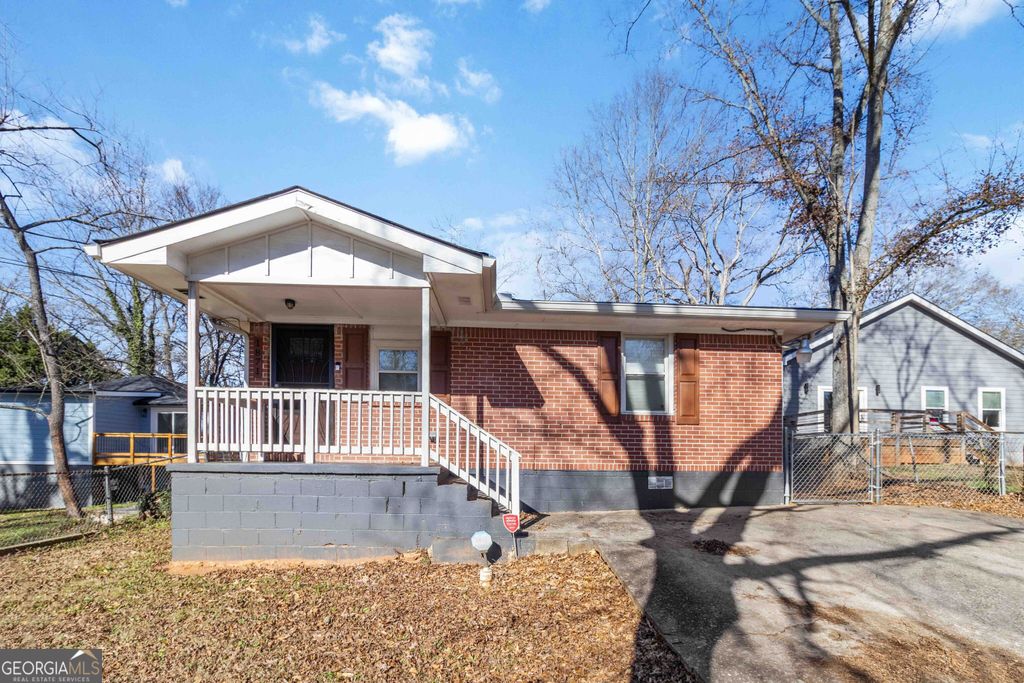 Photo of 1871 E Farris Avenue, East Point, GA 30344 (MLS # 10663348)