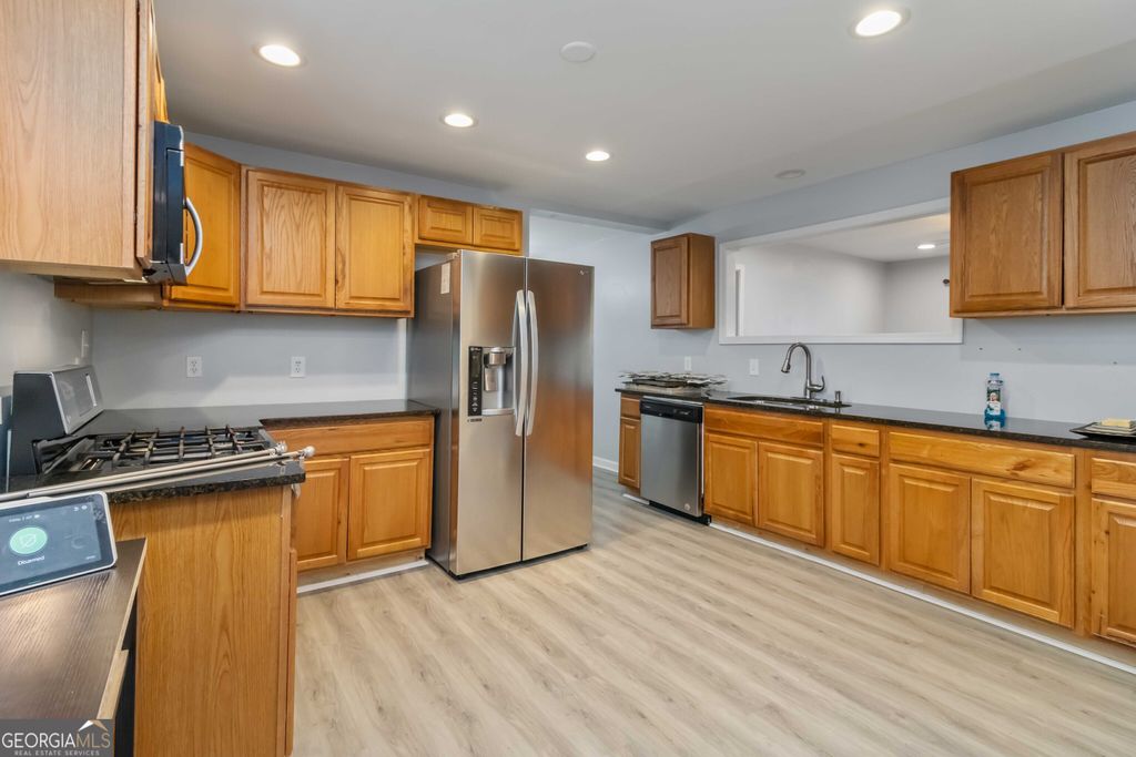 Photo of 1871 E Farris Avenue, East Point, GA 30344 (MLS # 10663348)