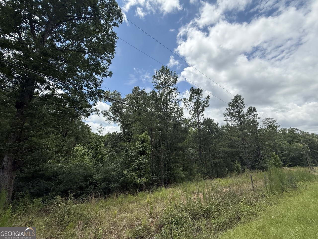 6678 Davis RD