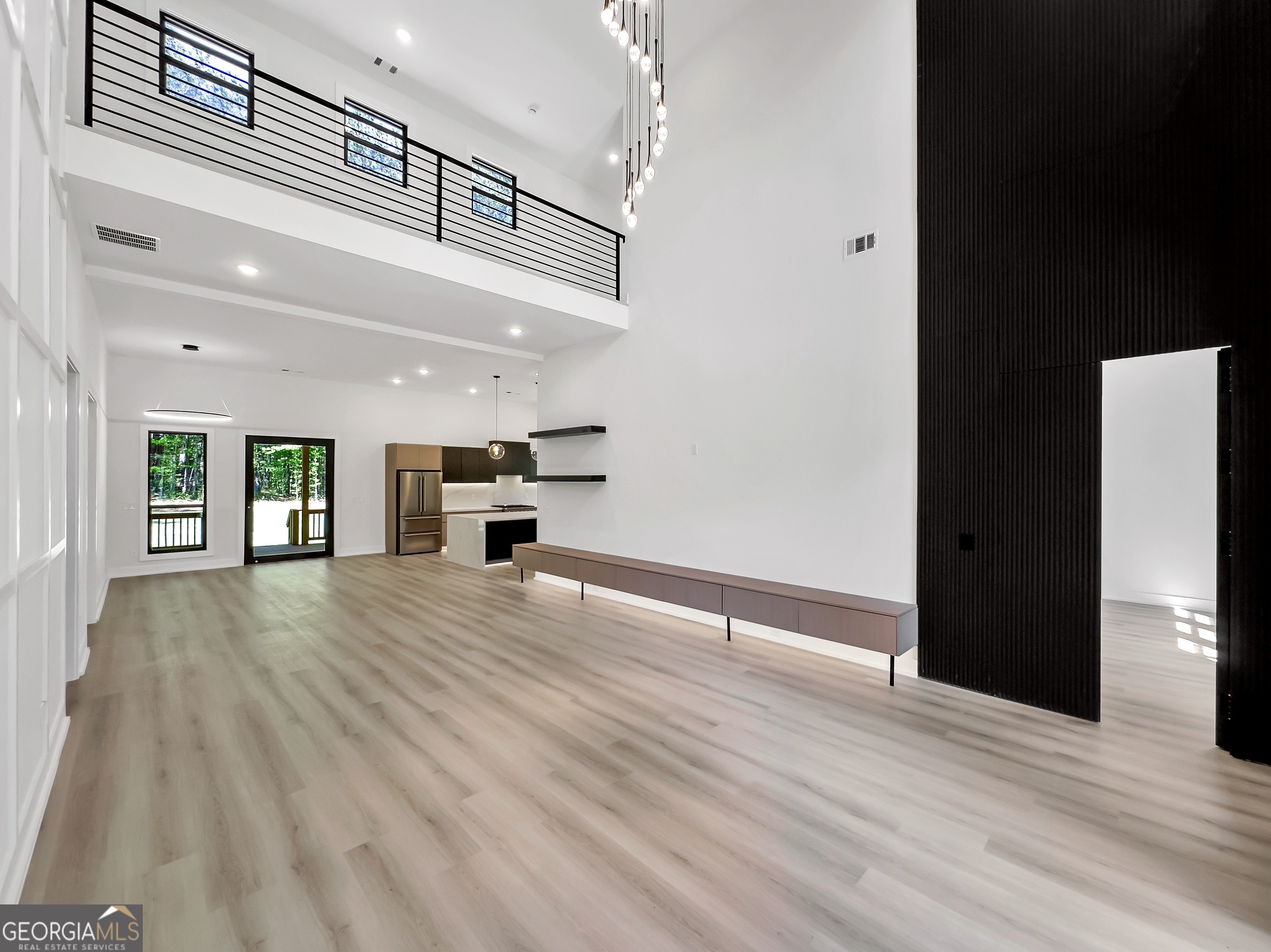 191 Darwish DR