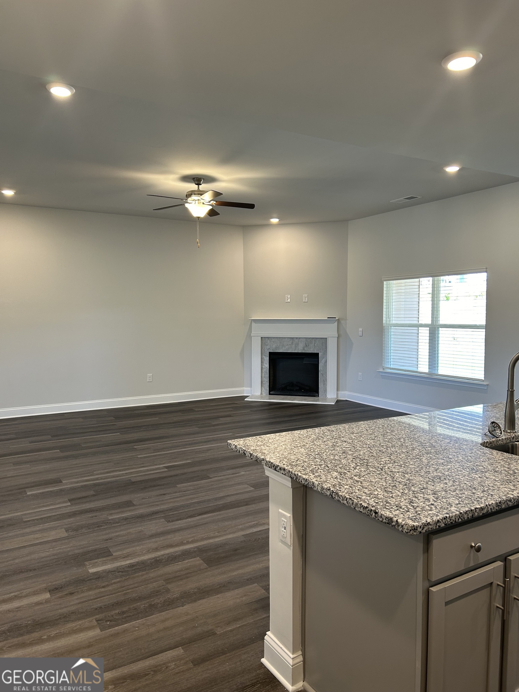 1150 Barrington Place WAY