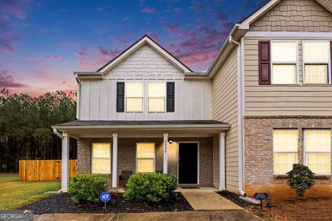 Photo of 2559 Piering Drive, Lithonia, GA 30038 (MLS # 10652819)