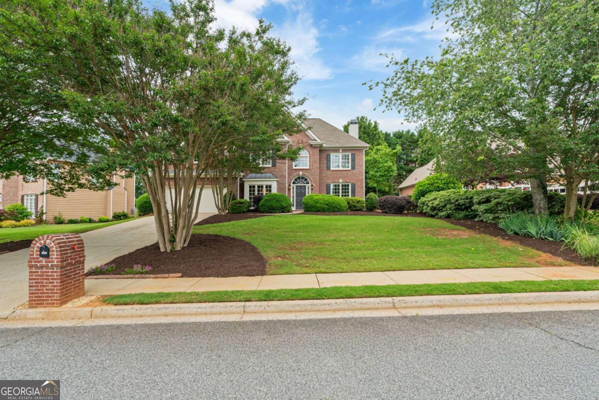 6695 Buckingham CIR