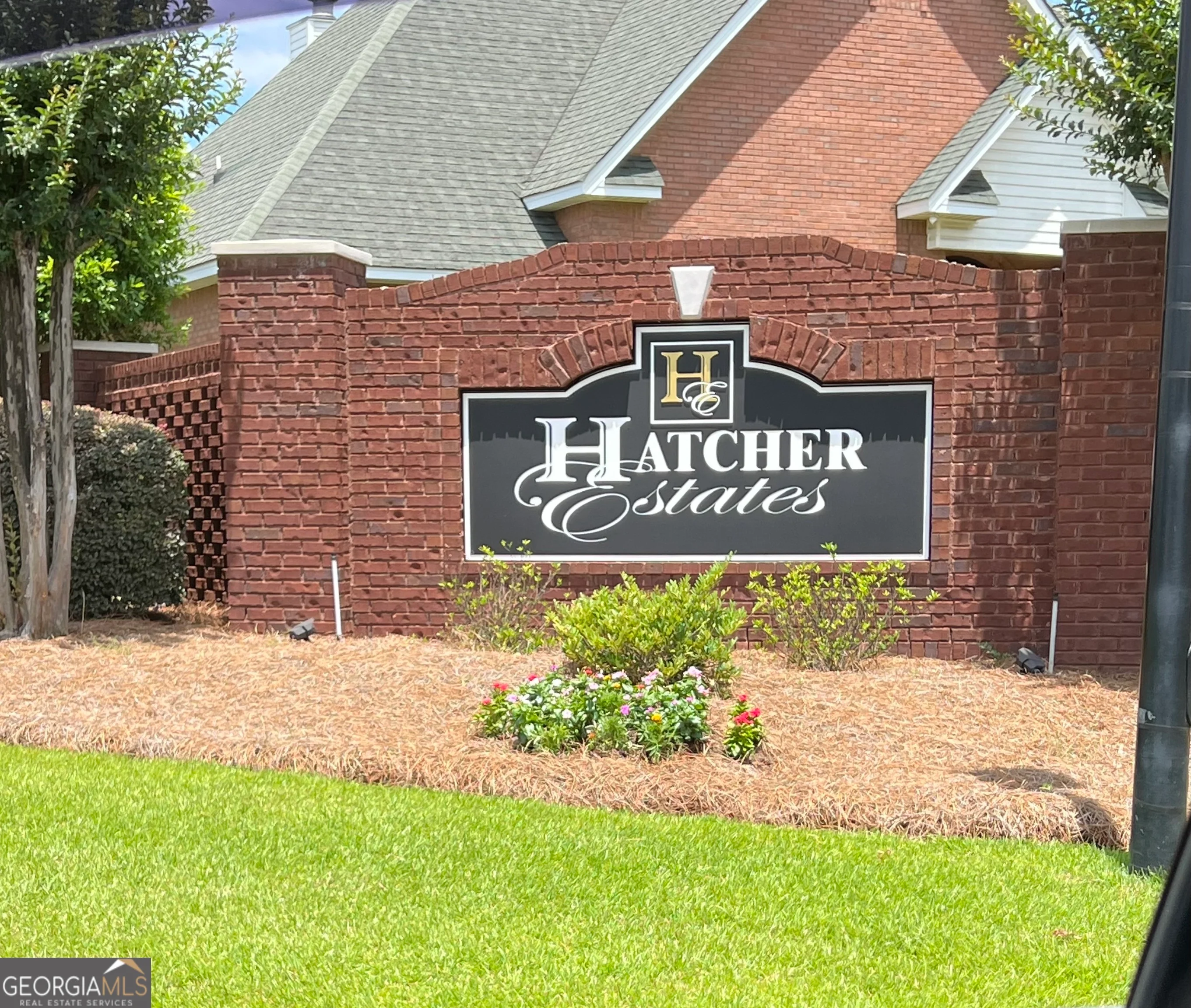 109 Erin Lee Court