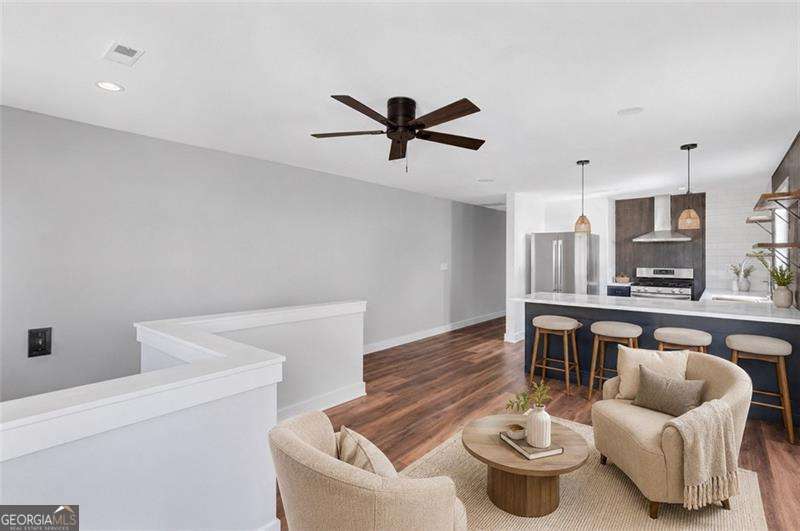 1328 Sharon ST NW