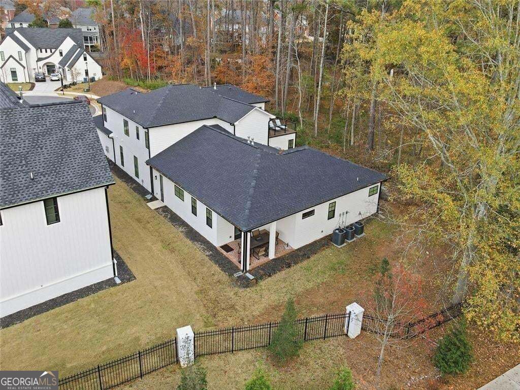 125 Thome DR