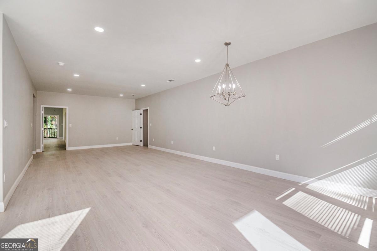 7428 Mockingbird TRL