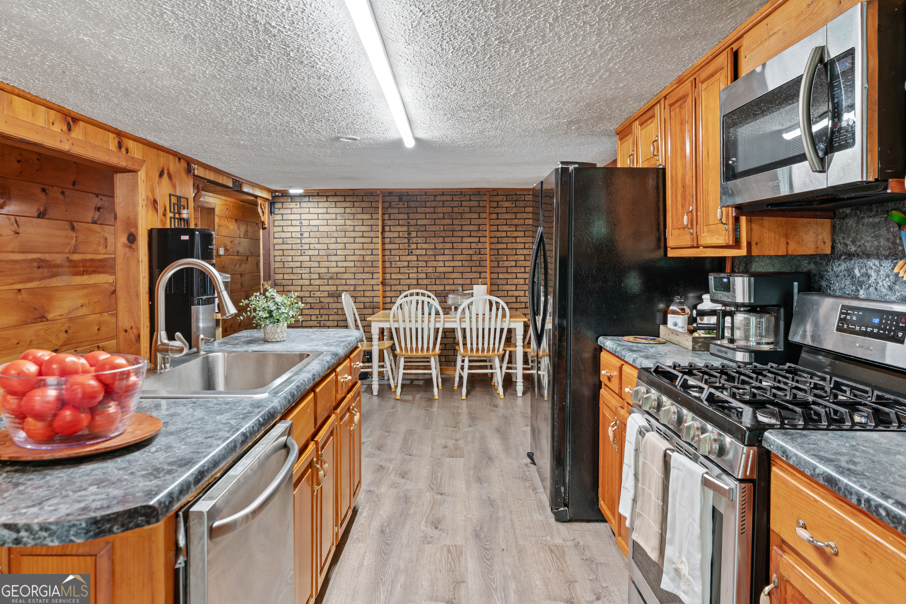 368 White Pine Crossover