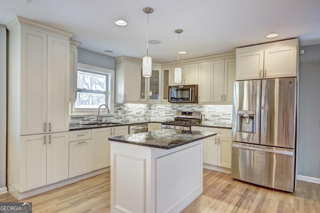 Brookhaven, Georgia 30319, United States, 2 Bedrooms Bedrooms, ,2 BathroomsBathrooms,Residential,Active,100368