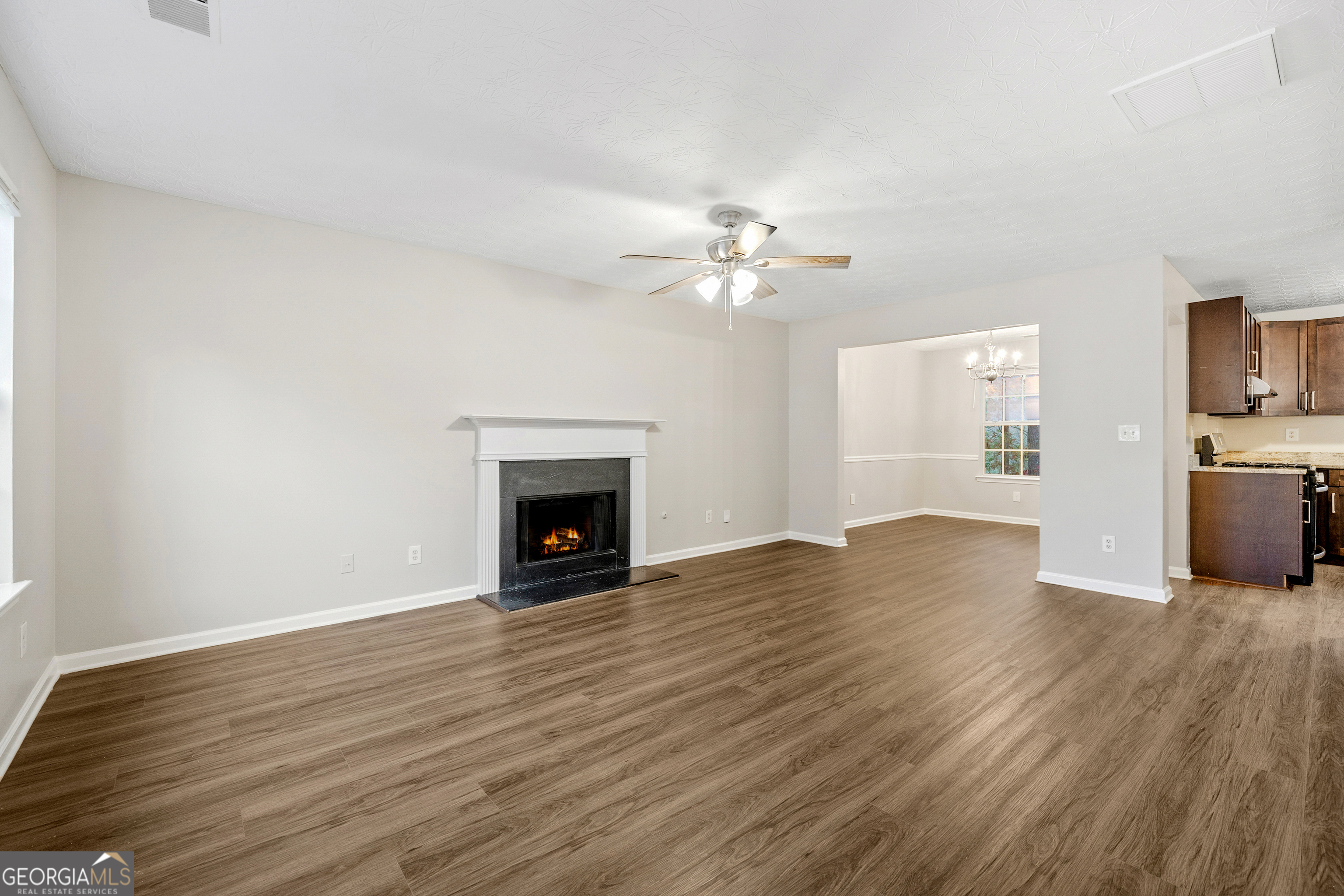 2951 Two Lake Circle