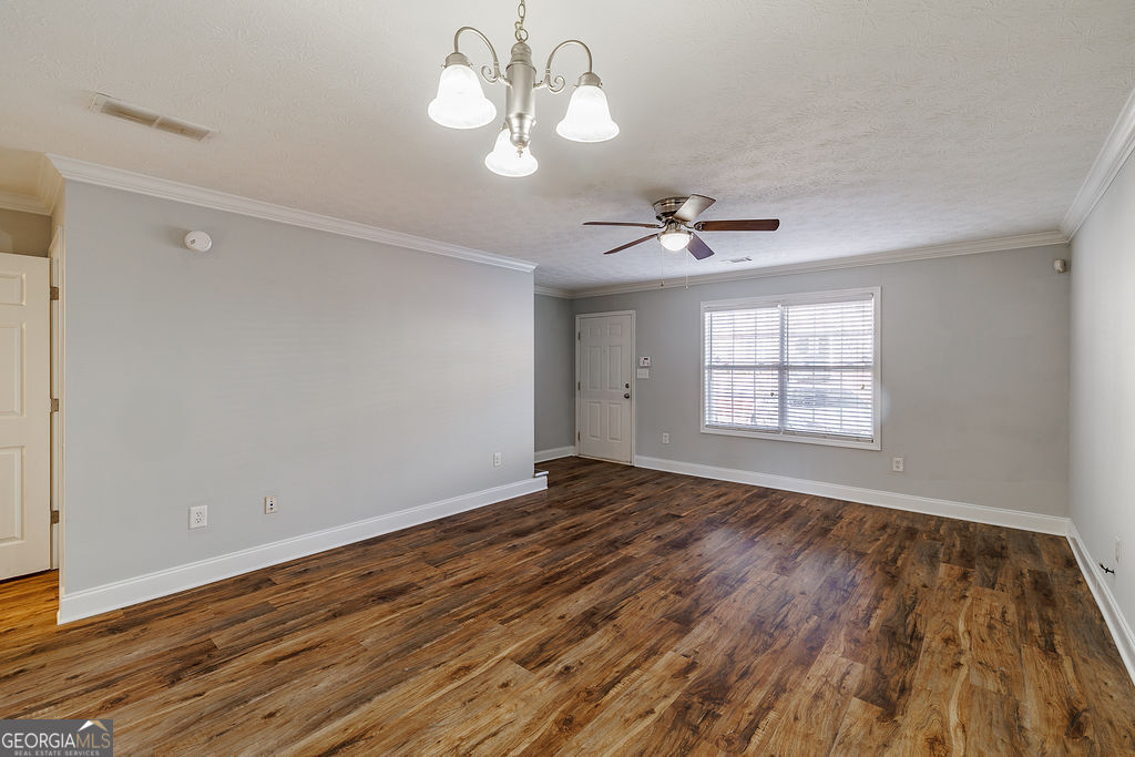 105 Westchester DR E5