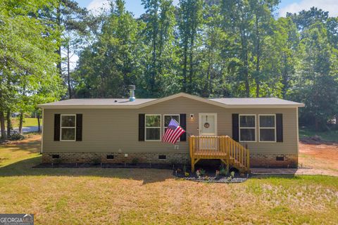 220 Trout DR Lavonia GA 30553