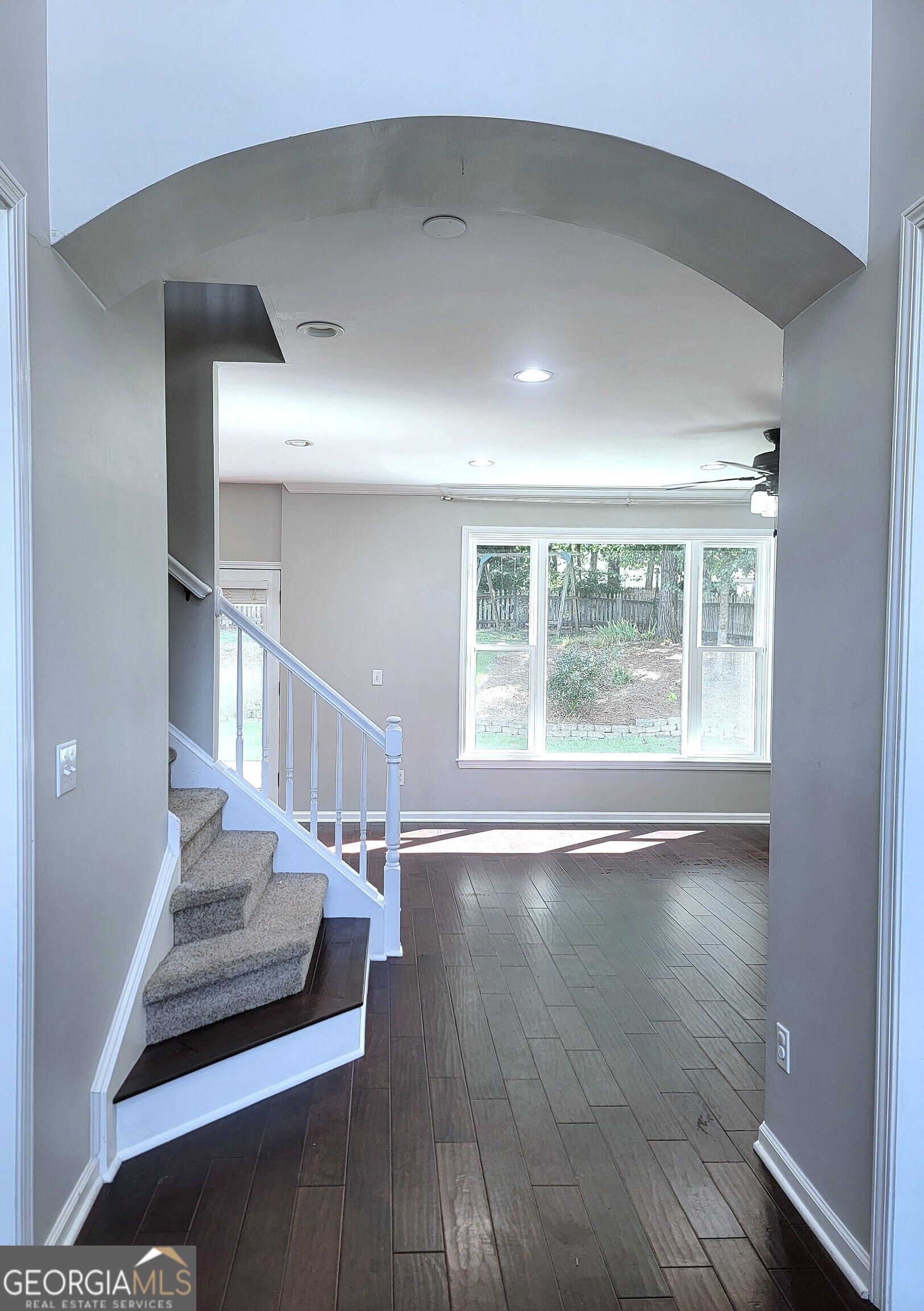 3433 Mill Grove