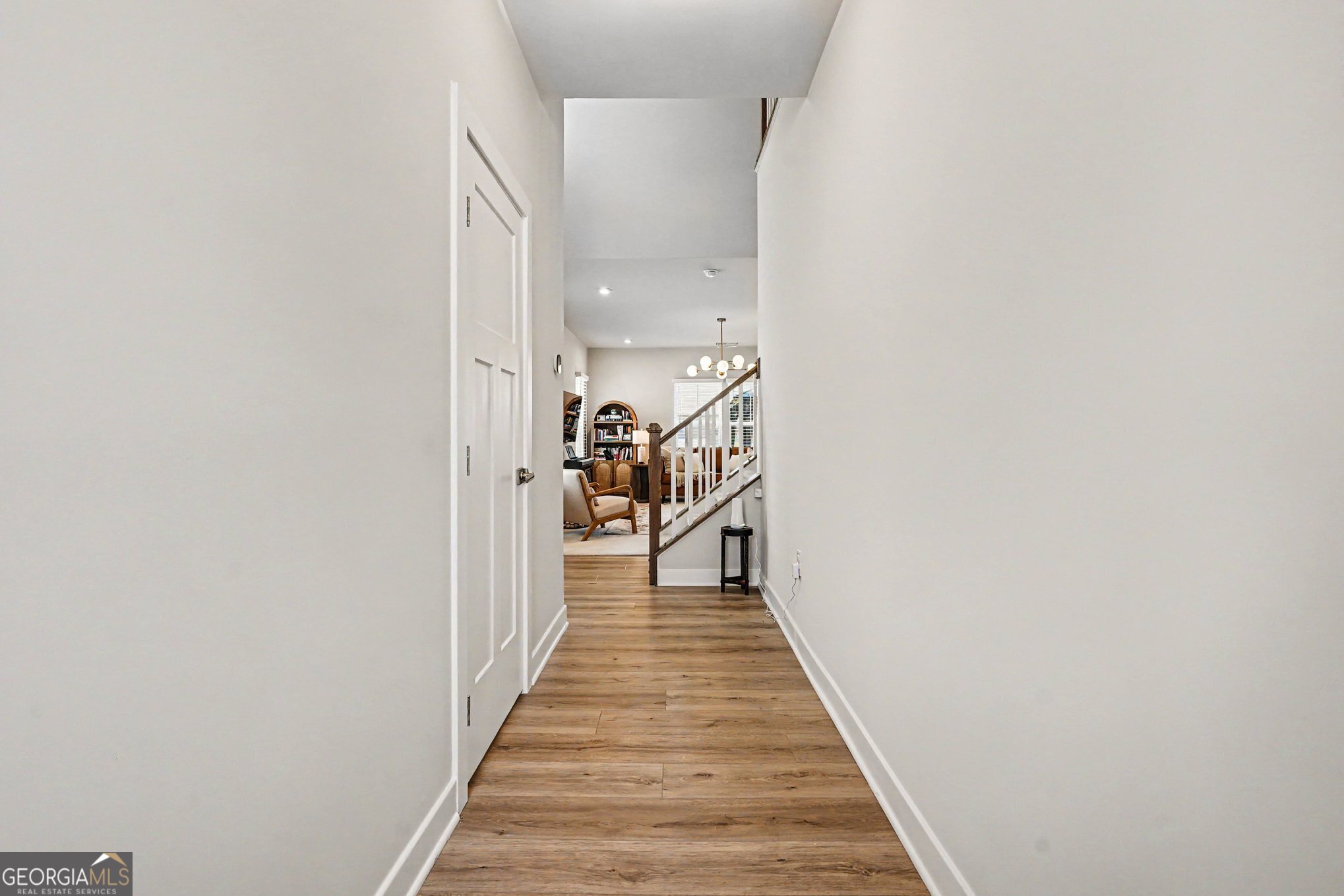 587 Gunter DR