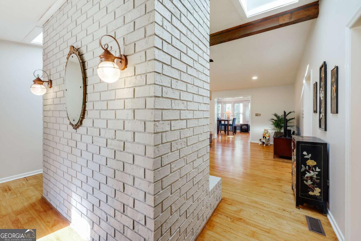 245 Cedar Springs DR