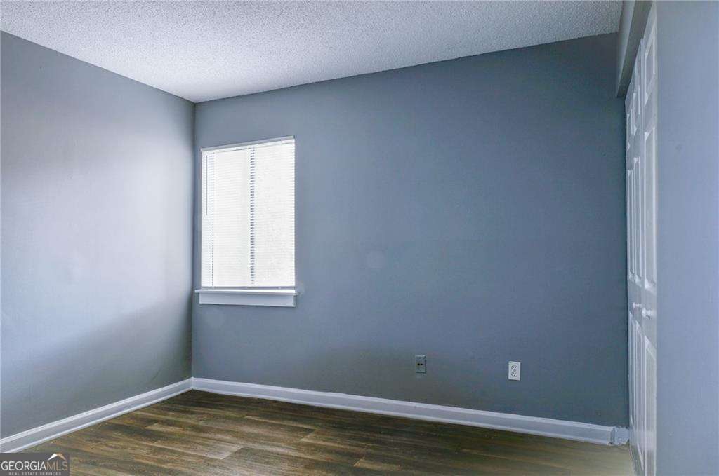 Saratogo Lakes Condos - Residential