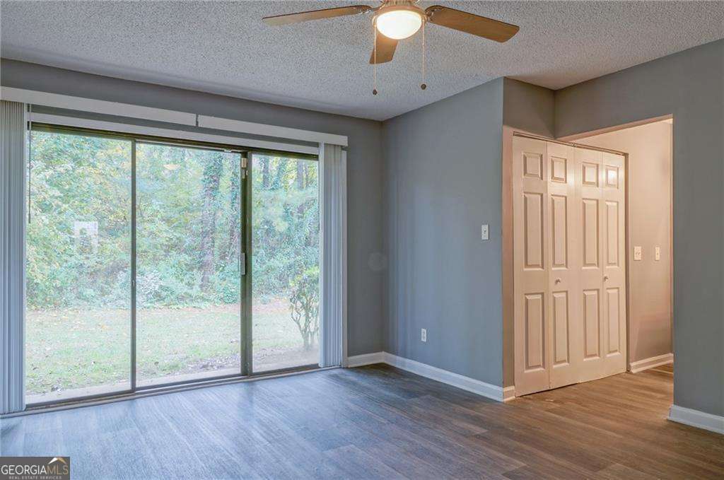 Saratogo Lakes Condos - Residential