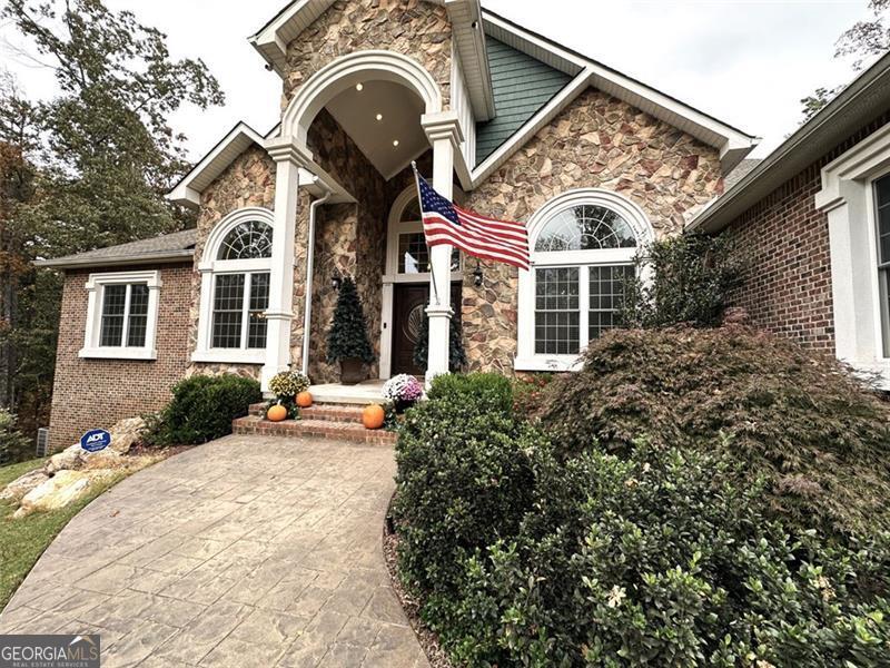 25 Fireside CT NW