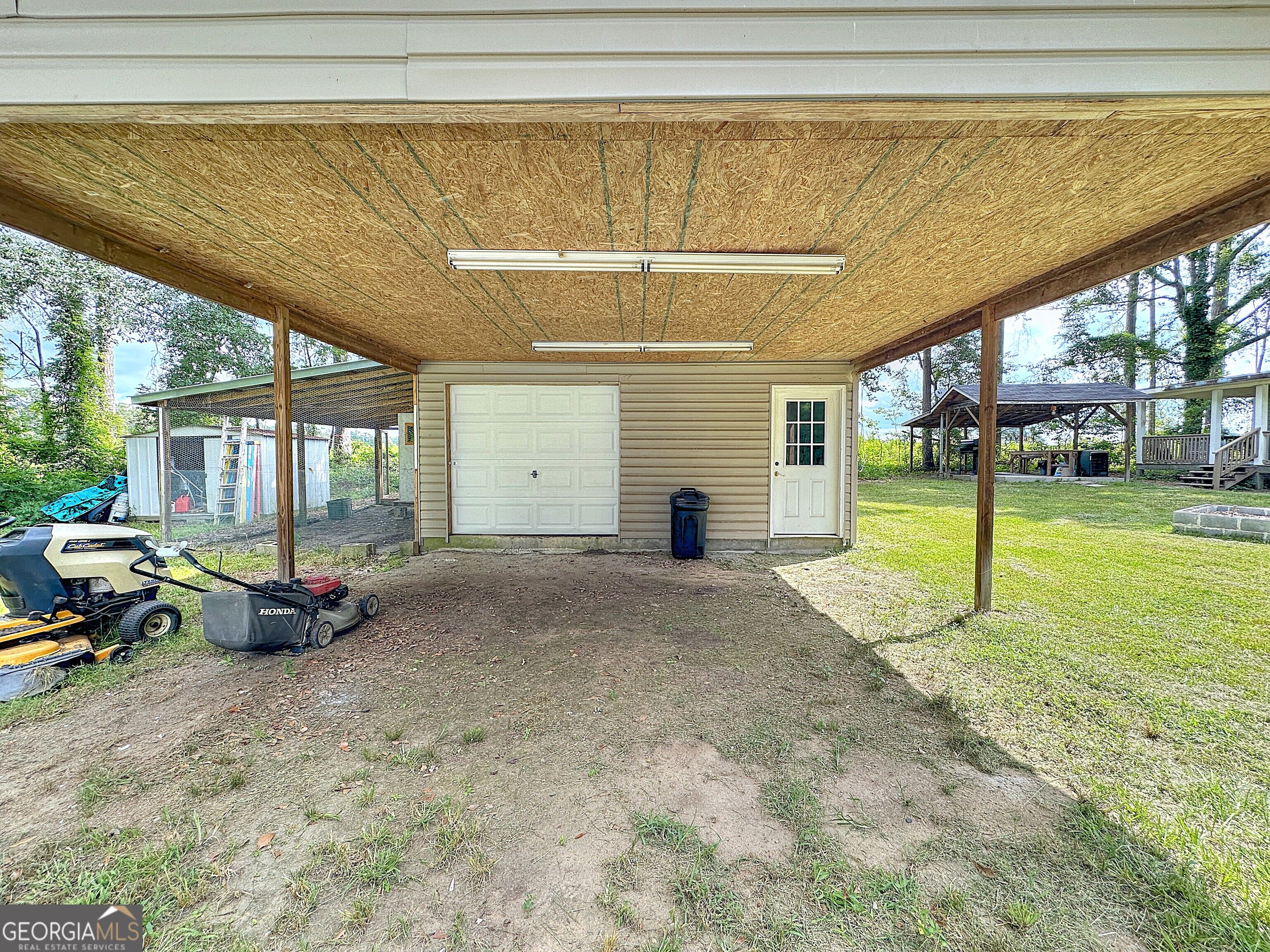 1363 Old Chipley RD