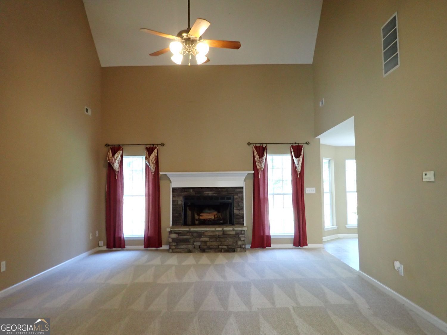 180 Sunderland CIR