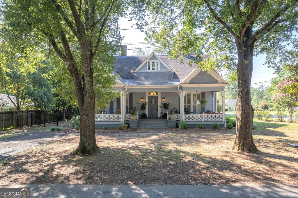 Photo of 205 W Sumter Street, Eatonton, GA 31024 (MLS # 10687483)