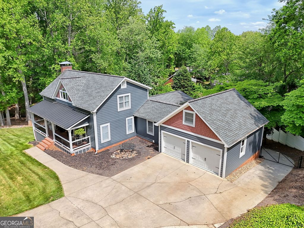 Photo of 520 Long View Drive, Hiawassee, GA 30546 (MLS # 10758673)
